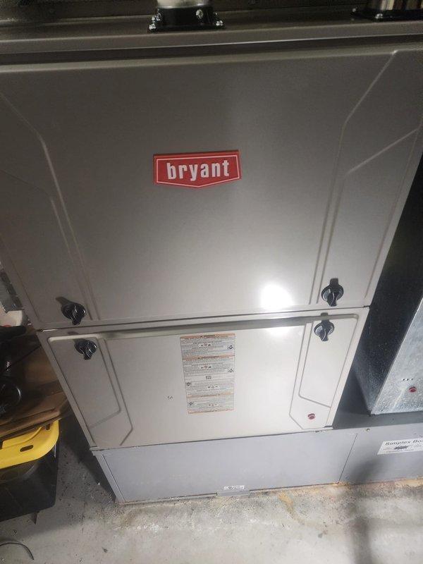 Performed scheduled maintenance on Bryant furnace unit under Worry Free Service Agreement. Inspected main control board and electrical connections for proper functioning. All components operating within normal parameters.