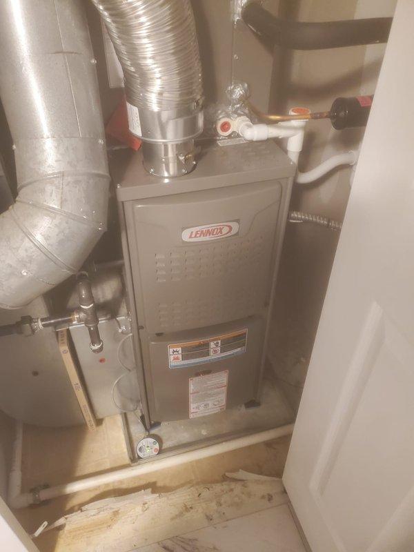 Completed scheduled heating maintenance on Lennox furnace system per Worry Free Service Agreement. Performed comprehensive inspection of all mechanical and electrical components, including blower motor assembly, control board, wiring connections, and gas line connections. Verified proper operation of all safety controls and system functionality. Unit operating within manufacturer specifications with no deficiencies noted.