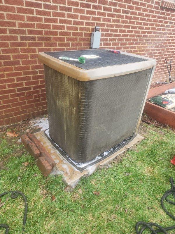 Completed seasonal air conditioning maintenance on residential condensing unit. Performed standard tune-up procedures including inspection of electrical connections, refrigerant lines, and mounting hardware. Unit operational and ready for cooling season.