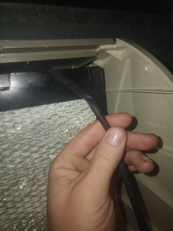 Responded to humidifier leak. Inspected unit and identified compromised seal causing water discharge. Replaced deteriorated gasket and verified water supply valve operation. Checked filter media condition during service. System tested and confirmed no active leaks upon completion.