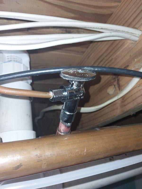 Responded to humidifier leak. Inspected unit and identified compromised seal causing water discharge. Replaced deteriorated gasket and verified water supply valve operation. Checked filter media condition during service. System tested and confirmed no active leaks upon completion.