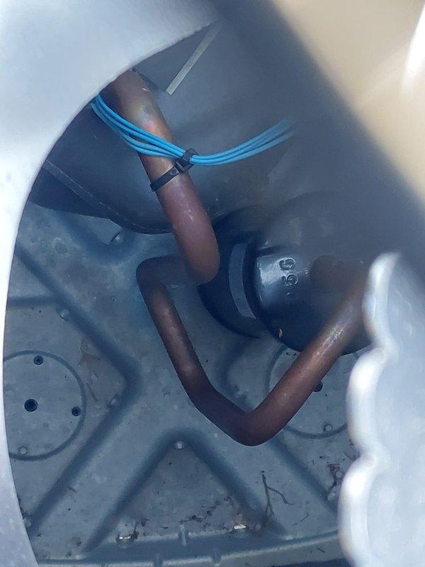 Completed preventive maintenance on residential air conditioning system per Worry Free Service Agreement protocol. Performed comprehensive inspection of evaporator coil assembly, refrigerant lines, and blower motor housing. Verified proper operation of all components, checked refrigerant line connections for integrity, and confirmed secure mounting of copper tubing with appropriate fasteners. System operating within normal parameters with no deficiencies noted.