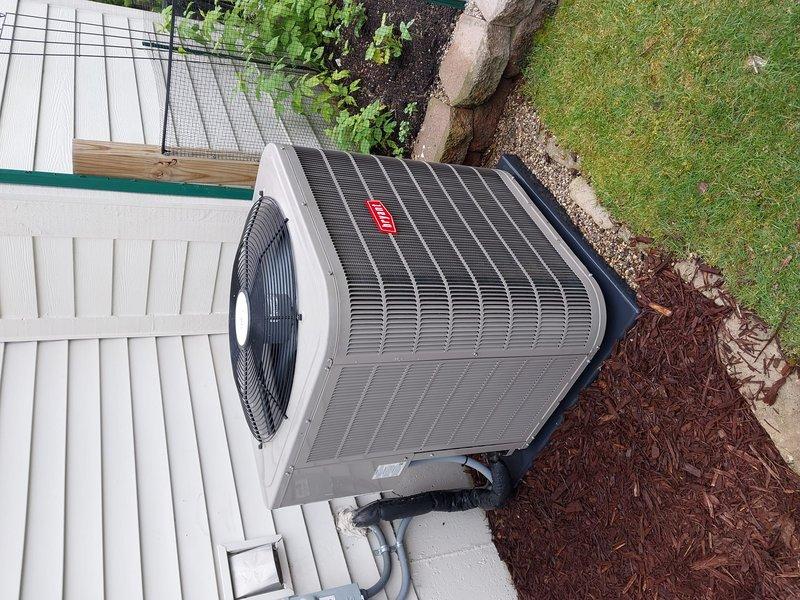 Completed preventive maintenance on residential air conditioning system under Worry Free Service Agreement. Performed comprehensive inspection of outdoor condenser unit, verified proper operation of compressor and condenser fan motor, checked refrigerant line connections for leaks, and confirmed unit is operating within manufacturer specifications. System found in good working condition with no deficiencies noted.