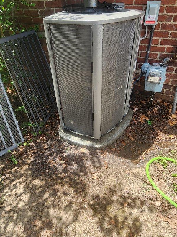 Responded to customer request for system evaluation after previous cooling issue that self-resolved. Performed comprehensive diagnostic inspection of outdoor condensing unit. Measured refrigerant pressures using digital manifold gauges, with readings of 345 PSI high side and 155 PSI low side, indicating normal operating parameters. Verified proper system operation and confirmed unit is functioning correctly with no immediate concerns identified.