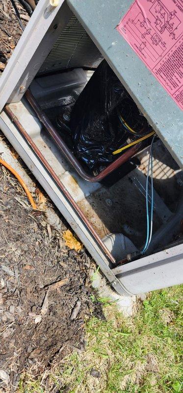 Completed annual maintenance tune-up on residential cooling system. Performed comprehensive inspection of outdoor condenser unit, verified proper operation of all components, checked refrigerant lines and electrical connections, and cleaned unit exterior. System operating within normal parameters with no deficiencies noted.