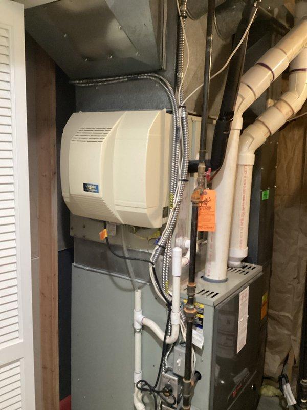 Completed comprehensive estimate for furnace replacement on 2007 unit experiencing blower motor failure. Documented existing HVAC system configuration including furnace, whole-house humidifier, PVC venting with pressure ratings, copper refrigerant lines, and associated ductwork. Provided replacement options and recommendations for new equipment installation to restore heating functionality.