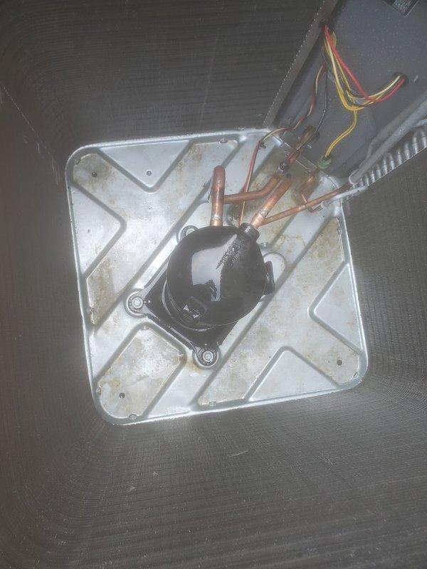Completed scheduled cooling system maintenance on residential air conditioning unit. Performed comprehensive inspection of outdoor condenser unit, including examination of compressor assembly, refrigerant lines, electrical connections, and mounting components. Verified proper operation of all system components and documented equipment condition through photographic records.
