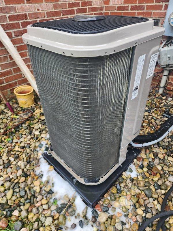 Performed routine preventive maintenance on residential air conditioning system. Inspected outdoor condensing unit, verified proper operation of compressor and condenser fan, checked refrigerant levels at service ports, and cleaned condenser coils. Unit found in good operating condition with no deficiencies noted.