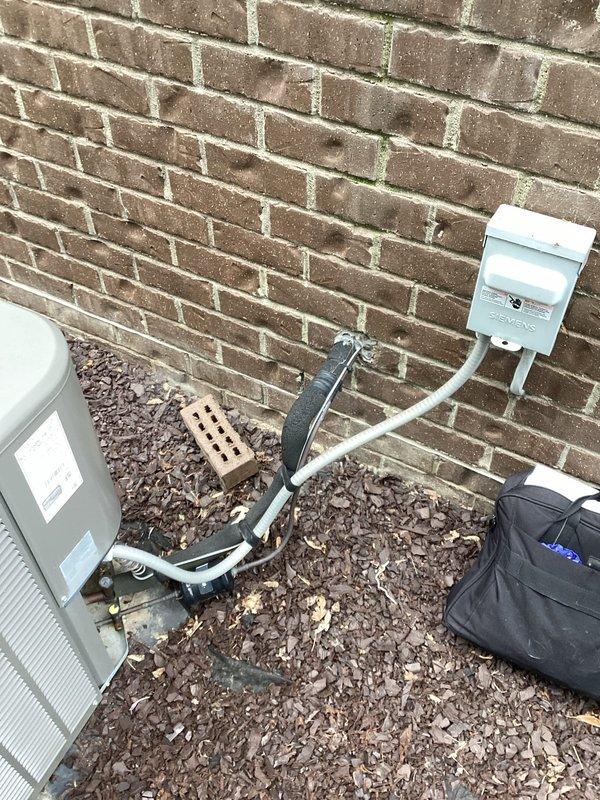 Provided estimate for replacement of non-operational 10-year-old Lennox air conditioning system with confirmed refrigerant leak. Unit located on exterior concrete pad with existing electrical disconnect and conduit infrastructure in place. Appointment scheduled after 5pm per customer availability requirements.