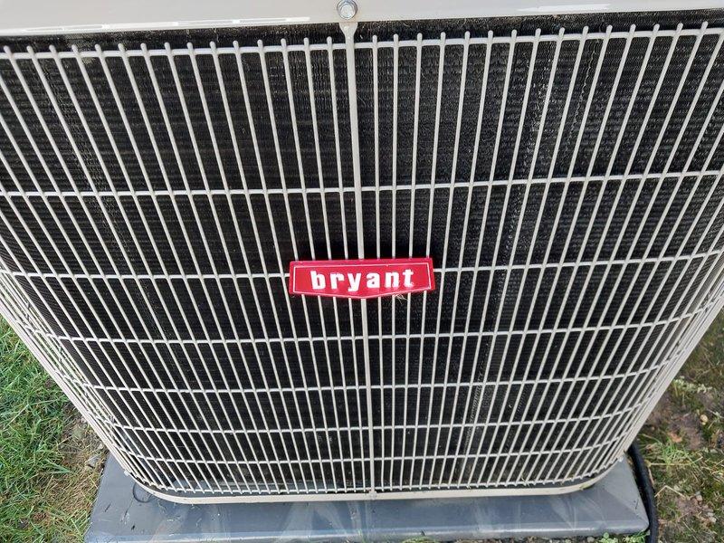 Completed prepaid routine maintenance on a 10-year-old Bryant air conditioning system. Performed comprehensive AC tune-up including inspection of outdoor condensing unit, compressor assembly, refrigerant lines, and condenser coils. Verified proper operation of all components, checked copper line connections and insulation integrity, and inspected compressor mounting and vibration dampeners. Unit found in good working condition with no issues identified. System ready for cooling season operation.