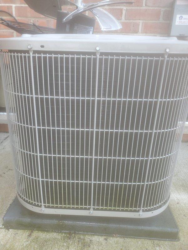Completed comprehensive air conditioning maintenance and tune-up on outdoor condenser unit. Performed system inspection, verified proper operation of all components including refrigerant lines and drainage system, cleaned condenser coil and housing, and confirmed unit is functioning efficiently with no immediate concerns noted.