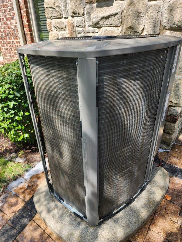 Completed annual preventative maintenance inspection on 3-year-old residential air conditioning system. Performed comprehensive tune-up including visual inspection of outdoor condenser unit, verification of proper refrigerant levels via copper line assessment, examination of electrical connections and wiring, and evaluation of internal components including compressor assembly. Unit found in good operational condition with no deficiencies noted. All components functioning within normal parameters.