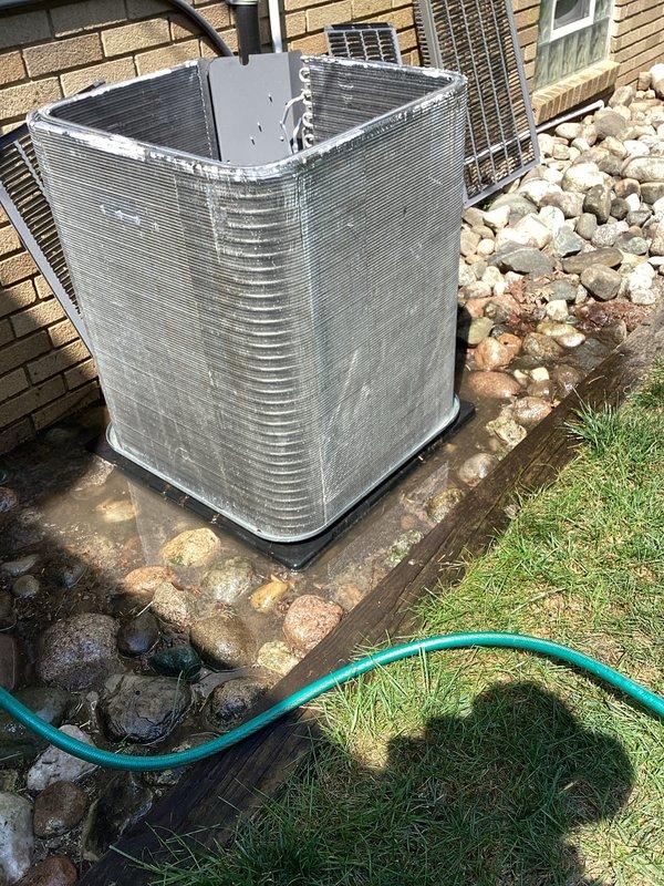 Completed preventive maintenance service on residential split-system air conditioning unit. Performed comprehensive inspection of outdoor condenser unit, including visual examination of compressor assembly, refrigerant lines, copper tubing connections, and heat exchanger coils. Verified proper mounting and structural integrity of all components, documented equipment condition through photographic records, and confirmed system readiness for continued cooling operation under the Worry Free Service Agreement.