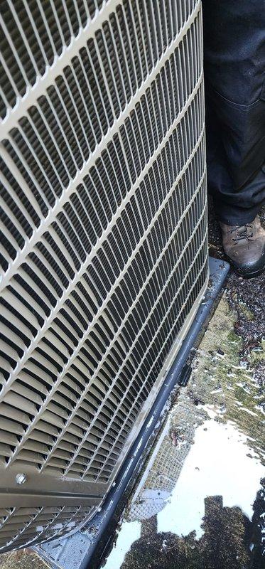 Completed scheduled prepaid maintenance tune-up on cooling system. Performed comprehensive inspection of outdoor condenser unit and interior components, including refrigerant lines, copper tubing connections, evaporator coils, and mechanical fittings. System confirmed operational with all components functioning properly at time of service.