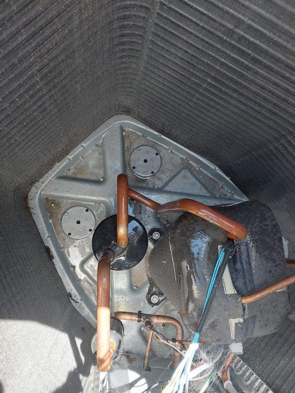 Performed comprehensive cooling maintenance and AC tune-up on residential outdoor condensing unit under Worry Free Service Plan. Completed full system inspection of air conditioning unit, including examination of refrigerant lines, electrical connections, and condenser components. All equipment operating within normal parameters with no deficiencies noted; routine preventive maintenance completed successfully.