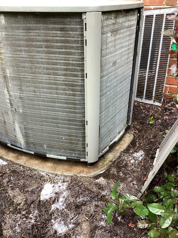 Completed comprehensive AC tune-up and maintenance inspection on residential outdoor condensing unit as part of prepaid maintenance plan. Performed visual inspection of compressor, condenser coils, refrigerant lines, electrical connections, and unit housing; all components found to be in good working condition with normal operational wear. Unit operating properly with no issues identified or repairs needed at this time.