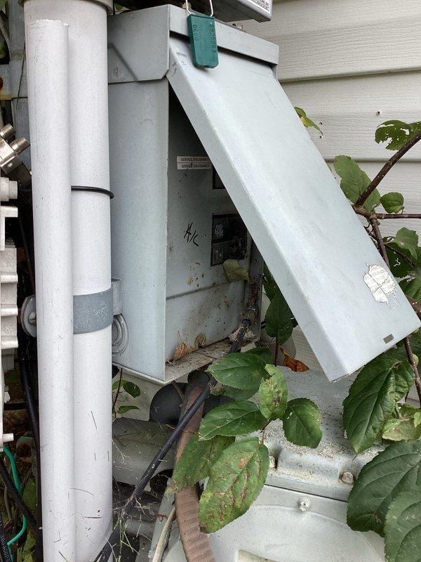 Provided comprehensive estimate for complete HVAC system replacement including air conditioning unit and furnace. Current 26-year-old system is operational but has reached end of expected service life. Assessed existing equipment configuration, ductwork accessibility, electrical service capacity at outdoor disconnect, and interior mechanical compartment conditions to determine proper sizing and installation requirements for new high-efficiency heating and cooling equipment.
