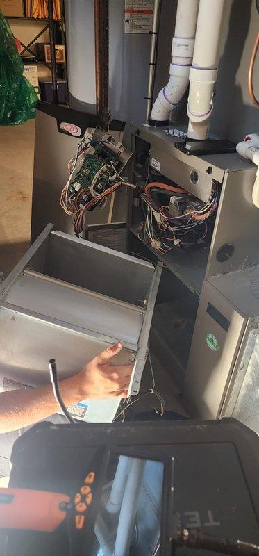 Completed scheduled preventative maintenance tune-up on residential HVAC heating system. Performed comprehensive inspection of furnace unit, verified all electrical connections and control boards, checked refrigerant lines and associated air handler components. System tested and confirmed operating properly with no issues found.