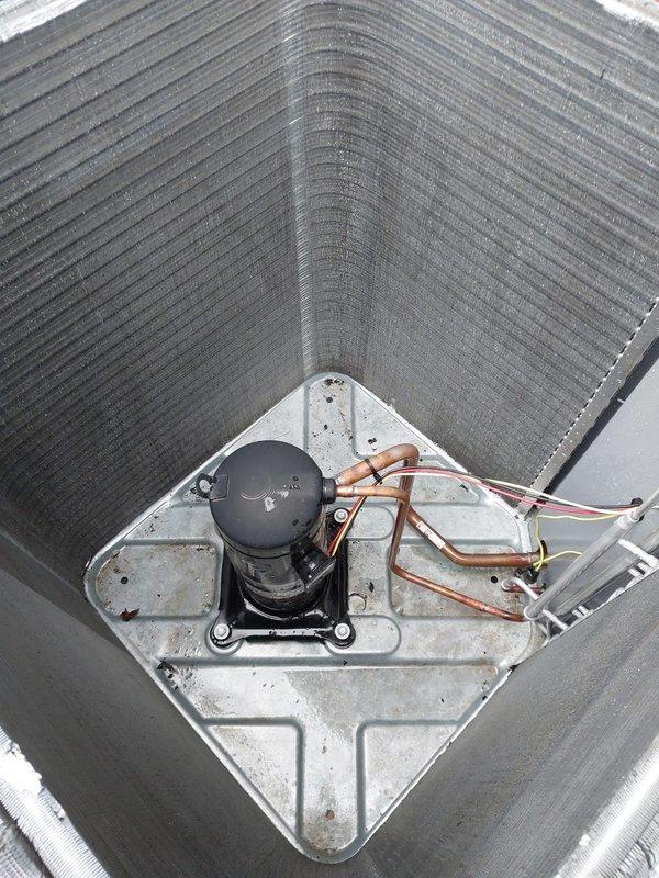 Completed scheduled maintenance on residential air conditioning system. Performed comprehensive inspection of outdoor condenser unit, including examination of cabinet panels, compressor, and refrigerant lines. Verified proper operation of all mechanical components and electrical connections. Unit found in satisfactory operating condition with no immediate service needs identified.