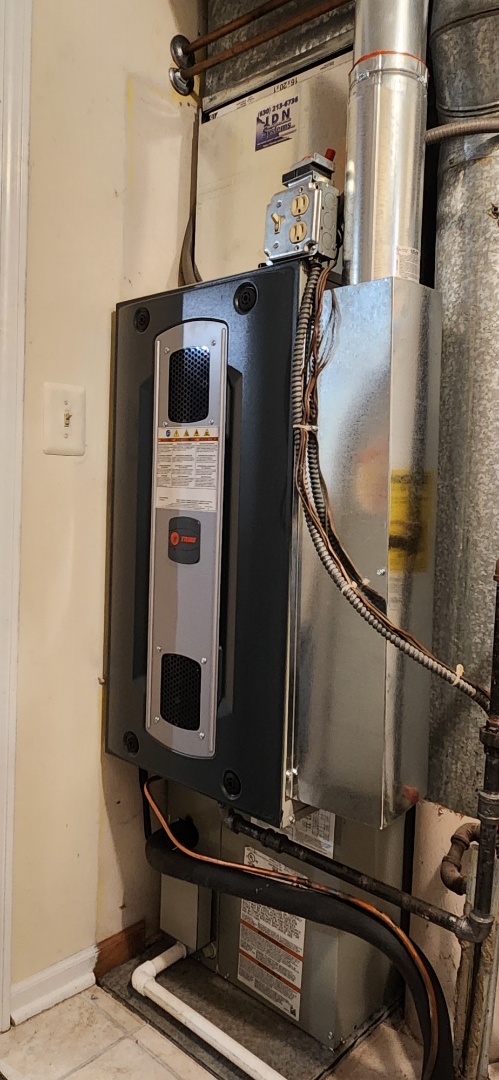 heating service, installed ne2 Trane S8X2 80% furnace and new Trane ac unit 
