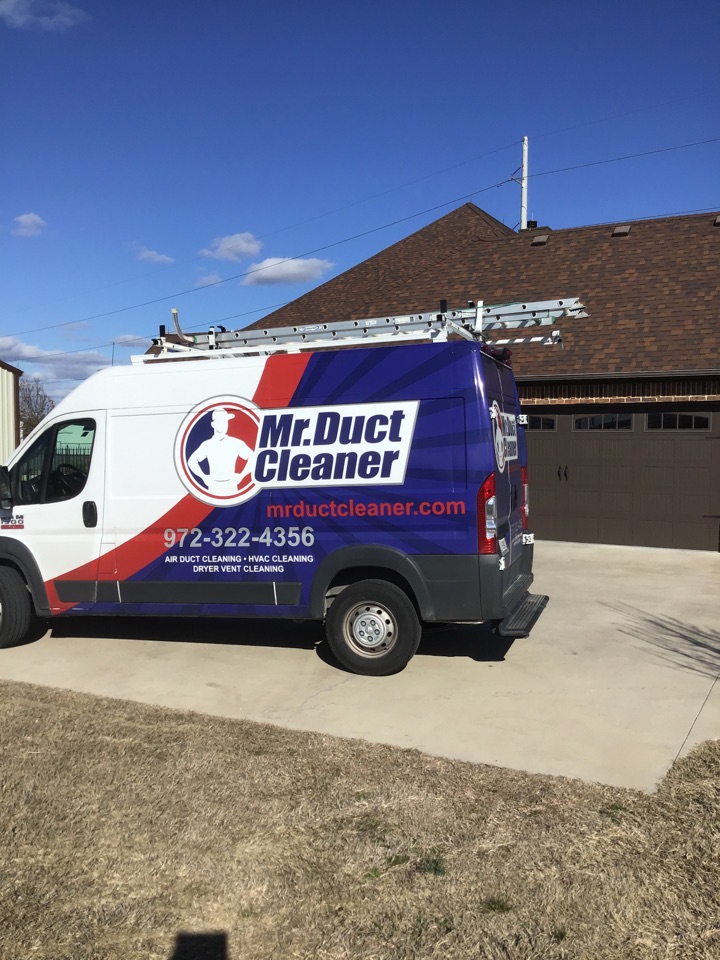 Cleaned all supply and return ducts. Cleaned AC unit Cleaned all supply and return ducts. Cleaned AC unit