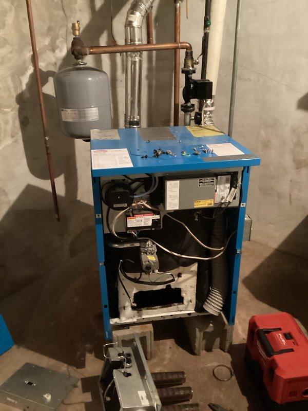 Performed high-efficiency boiler tune-up service to maintain optimal system performance. Inspected all major components including copper piping, expansion tank, and control board. Unit was found to be operating within normal parameters with no operational issues detected.
