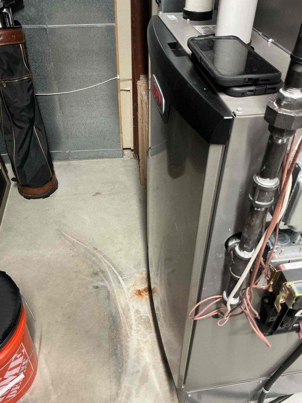 Conducted scheduled HVAC maintenance agreement service. Used digital testing equipment to verify proper system operation parameters. Inspected furnace unit, checked all copper line connections, and performed diagnostic assessment of control systems. All components operating within manufacturer specifications.