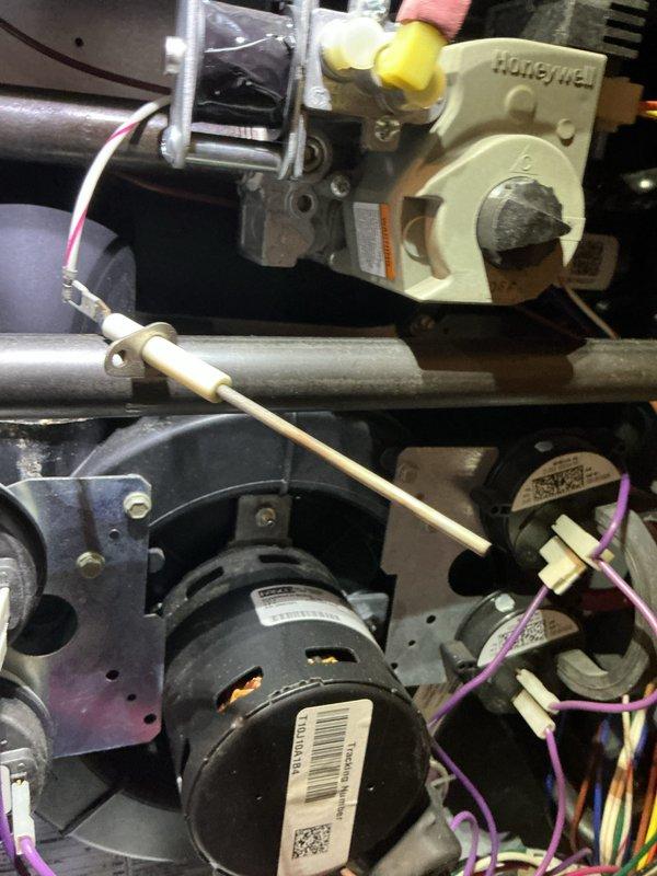 Performed comprehensive tune-up on Honeywell HVAC system. Inspected gas valve assembly, electrical connections, and blower motor functionality. All components verified to be in proper working order with no signs of damage or unusual wear.