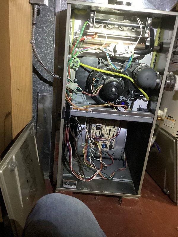 Diagnosed and serviced HVAC system experiencing no-heat condition. Performed comprehensive inspection of blower motor assembly and electrical components, including verification of all wire connections (yellow, blue, green, white, and red) to ensure proper functionality. Restored heating operation by repairing faulty wiring connections at the circuit board and confirming normal system operation before completion.