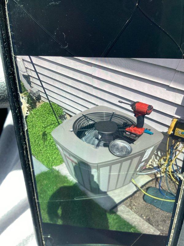 Completed air conditioning tune-up service on residential condensing unit. Performed standard maintenance procedures including refrigerant pressure testing using manifold gauges, system diagnostics, and equipment inspection. Unit operational and functioning within normal parameters upon completion of service.