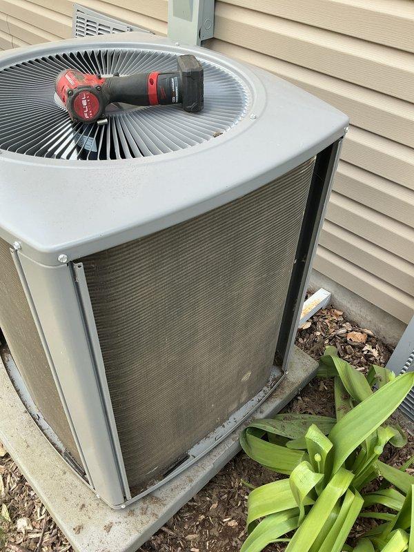 Completed routine maintenance and tune-up on Amana outdoor condensing unit. Performed standard system inspection, cleaned components, checked refrigerant lines and electrical connections, and verified proper unit operation.