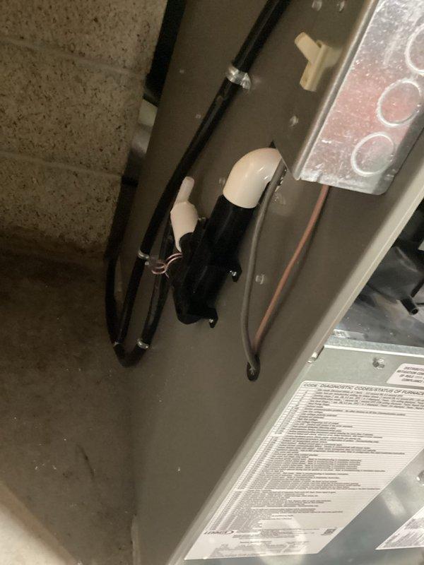 Replaced collector box assembly on gas furnace under parts warranty. Removed and installed new collector box, reconnected all gas valve connections and electrical wiring harness, verified proper operation of unit upon completion.