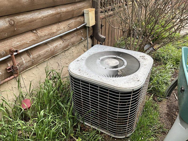 Conducted an on-site estimate for complete HVAC system replacement including natural gas furnace located in basement and outdoor air conditioning condenser unit. Both existing units currently operational; evaluated equipment condition, ductwork configuration, and installation requirements to provide comprehensive replacement recommendations.