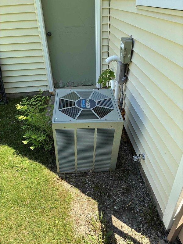 Provided comprehensive estimate for complete HVAC system replacement, including natural gas furnace and air conditioning unit, both of which are currently operational but have exceeded 20 years of service life. Inspected existing basement-mounted furnace installation and outdoor condenser unit, documented equipment condition through photographs, assessed ductwork configuration and electrical connections, and prepared detailed replacement proposal for new high-efficiency heating and cooling system to improve energy performance and reliability before aging equipment fails.