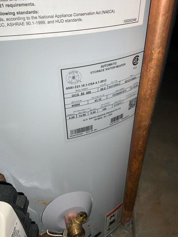 Conducted estimate for replacement of leaking 50-gallon A.O. Smith natural gas water heater. Assessed existing unit and provided customer with options for both traditional tank-style and tankless water heater systems to meet their needs.