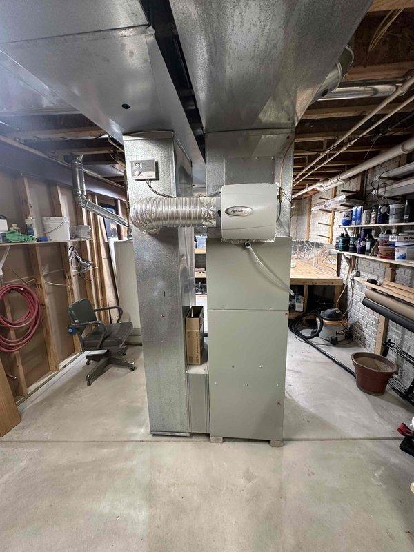 Conducted estimate for complete HVAC system replacement at residential property. Assessed existing furnace with failed blower motor resulting in no airflow to conditioned spaces. Evaluated outdoor condensing unit and indoor air handler to provide comprehensive replacement recommendations for both heating and cooling equipment.