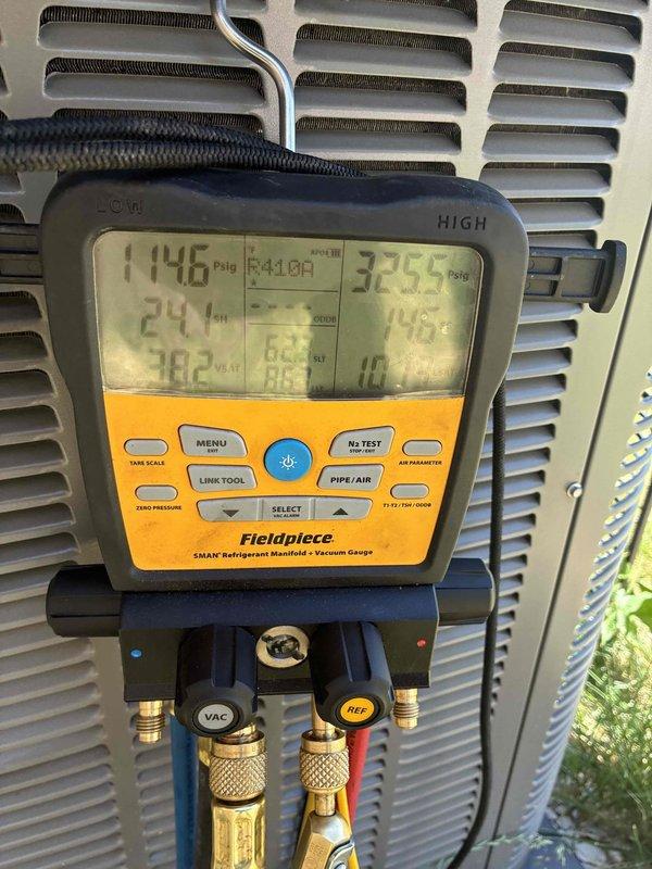Completed scheduled cooling system maintenance visit as part of prepaid membership program. Performed comprehensive A/C tune-up including system inspection, refrigerant pressure and temperature diagnostics using digital manifold gauges, and evaluation of outdoor condenser unit operation. All measurements recorded within normal operating parameters, with high-side pressure at 324 PSIG and system temperatures indicating proper heat exchange function.