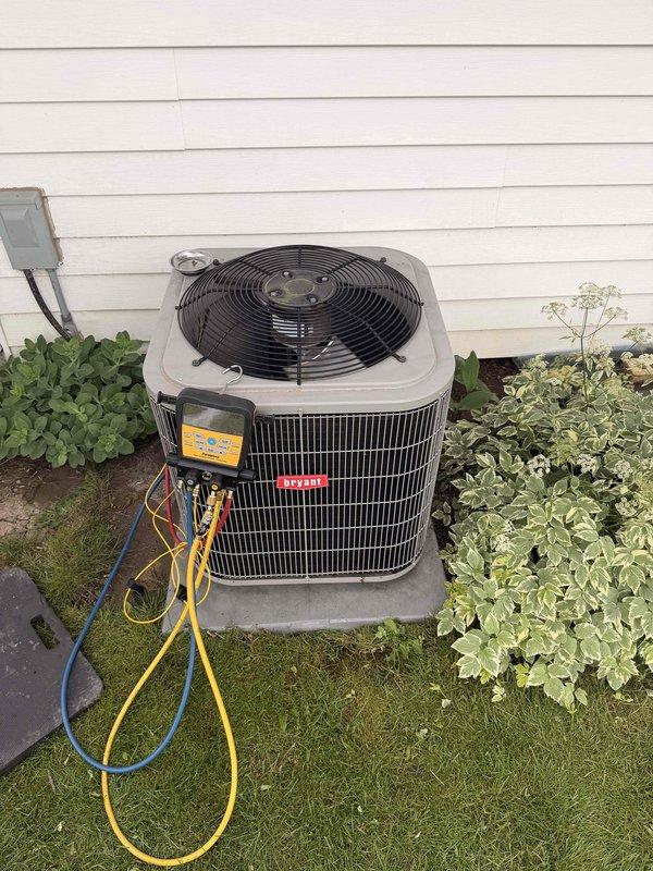 Completed comprehensive air conditioning tune-up service on Bryant residential cooling system. Performed standard maintenance procedures including refrigerant pressure testing using manifold gauges, system performance evaluation, and replaced 16x25x4 MERV 11 air filter. Reviewed maintenance membership program options with homeowner and confirmed system is operating within normal parameters.