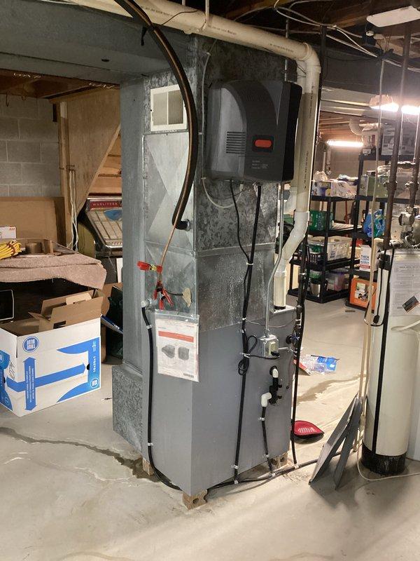 Completed comprehensive tune-up maintenance on Lennox outdoor condensing unit and indoor furnace system. Performed standard preventative maintenance procedures including inspection of electrical connections, refrigerant levels, airflow components, and overall system operation to ensure efficient performance for the upcoming season.