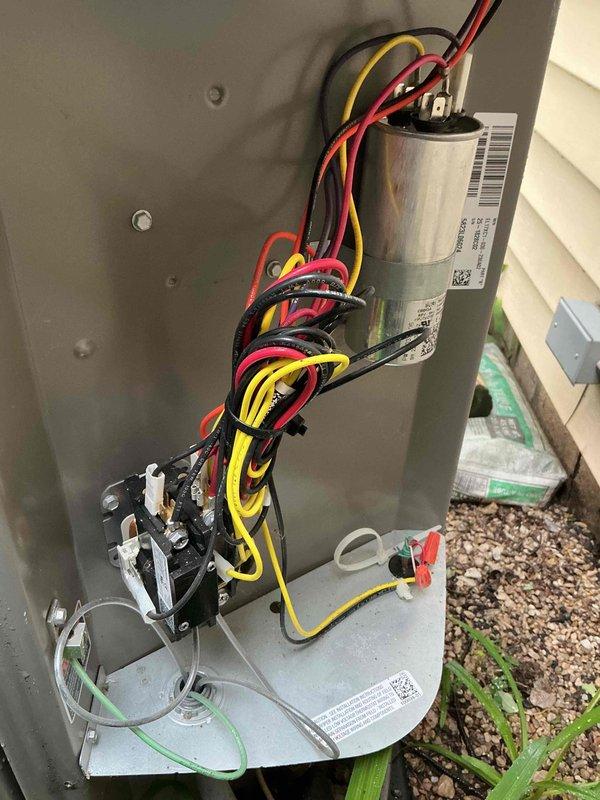 Completed routine cooling system maintenance visit as part of membership agreement. Performed comprehensive diagnostic testing of outdoor condensing unit, including voltage measurements reading 495.1V and refrigerant pressure analysis using manifold gauges. Inspected electrical components including capacitor, contactor, and associated wiring connections to ensure proper operation and safety compliance.