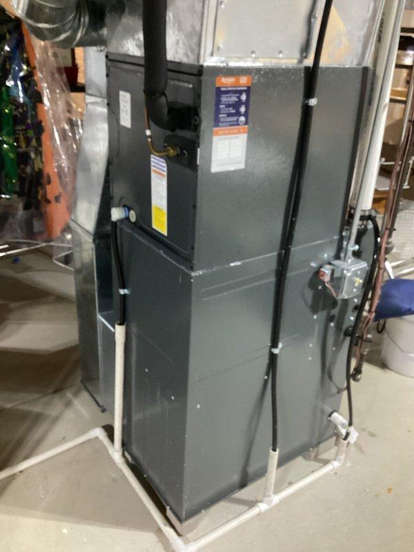 Completed comprehensive seasonal tune-up on residential split system including furnace air handler and outdoor condensing unit. Performed full system diagnostics, checked refrigerant pressures and temperatures, inspected electrical connections, replaced Aprilaire 600 humidifier filter and 16x25x4 furnace filter, verified proper airflow and combustion parameters, and confirmed all equipment operating within manufacturer specifications.