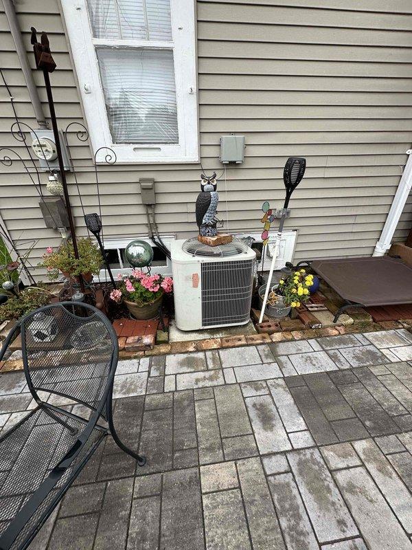 Conducted on-site assessment for HVAC system replacement at residential property. Evaluated existing Bryant furnace located in basement mechanical room and outdoor AC condenser unit on rear patio, both currently operational. Provided comprehensive estimate for replacement of natural gas furnace and air conditioning system, including equipment specifications, installation requirements, and ductwork connections.