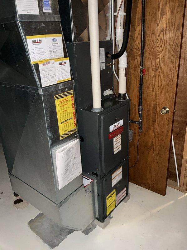 Conducted furnace replacement estimate for basement-located HVAC system. Assessed existing gas furnace and ductwork configuration, documented current equipment specifications and installation layout, and provided recommendations for replacement unit sizing and installation requirements.