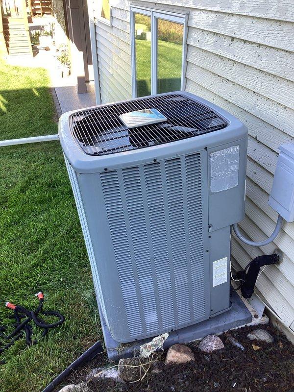 Completed comprehensive tune-up service on residential air conditioning system and replaced Honeywell F100 16x25x4 media filter. Performed refrigerant pressure diagnostics using manifold gauge set to verify proper system charge and operation, inspected outdoor condenser unit for proper function, and ensured all components were operating within manufacturer specifications.