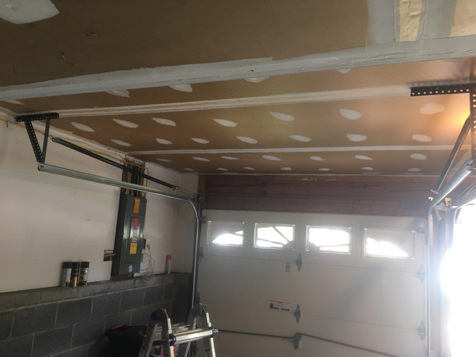 Customer needs a new garage door opener installed in elllicot city