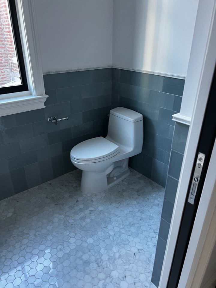 Repaired toilet in Waldorf, MD 