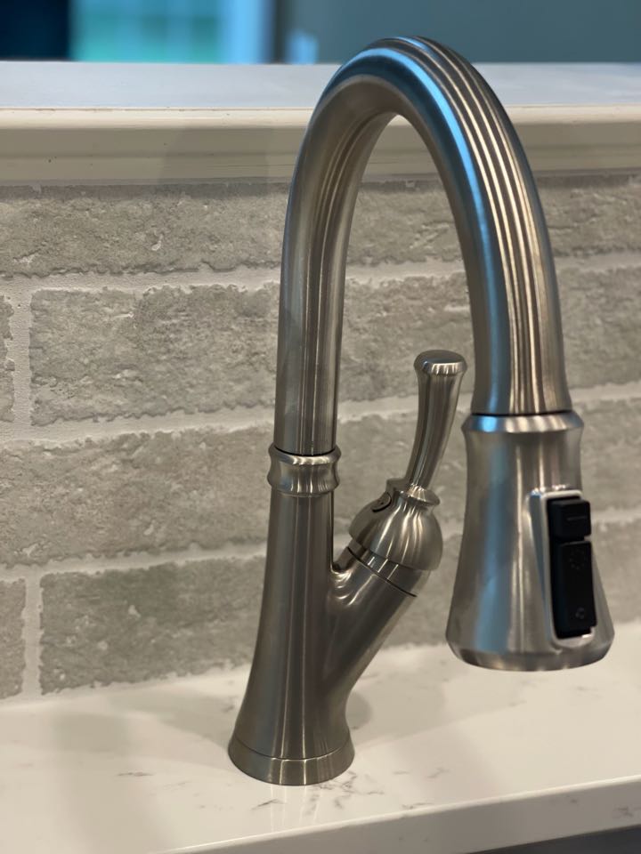 Emergency pipe repair and kitchen faucet replacement in Indian Head, MD 