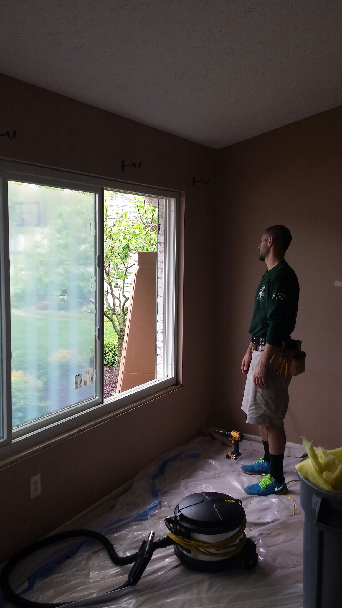 Strongsville, OH - Another perfect picture window install in Strongsville..Renewal by Andersen Strongsville, OH - Another perfect picture window install in Strongsville..Renewal by Andersen