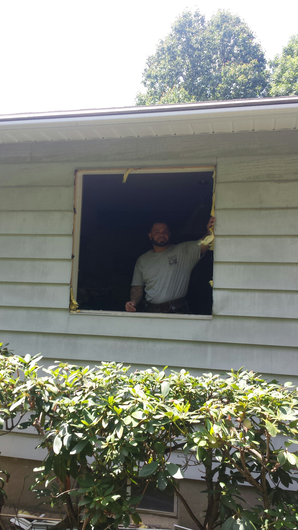 Mentor, OH - Installing beautiful double hung windows in Mentor. Renewal by Andersen Mentor, OH - Installing beautiful double hung windows in Mentor. Renewal by Andersen