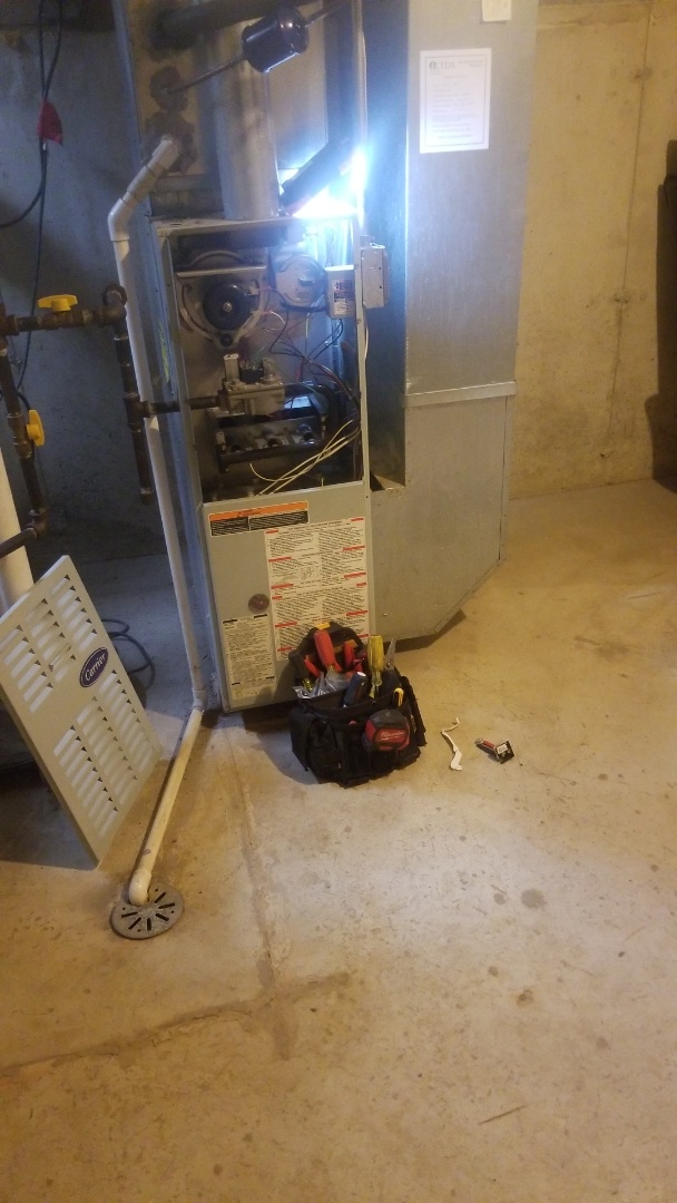 Furnace repair on Carrier furnace. Replace limit switch